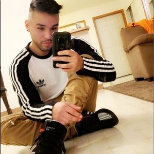 Meet your Posher, Felix